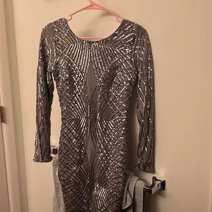 Gray long sleeve dress with sequins